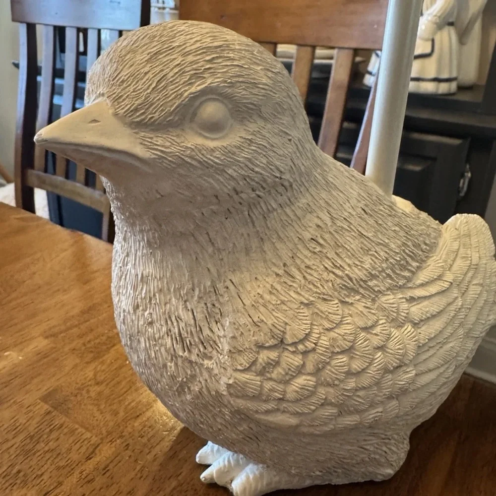 A Homestead Shoppe Classic Country Farmhouse Designed Bird Table Lamp